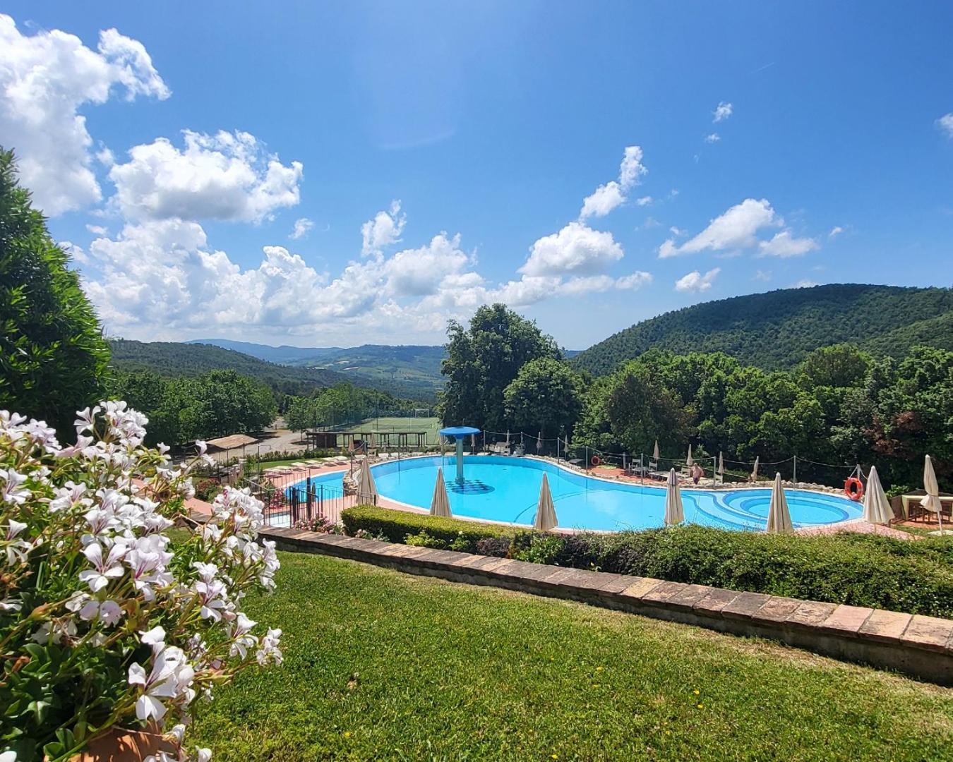 Resort Le Tegole Riparbella Esterno foto
