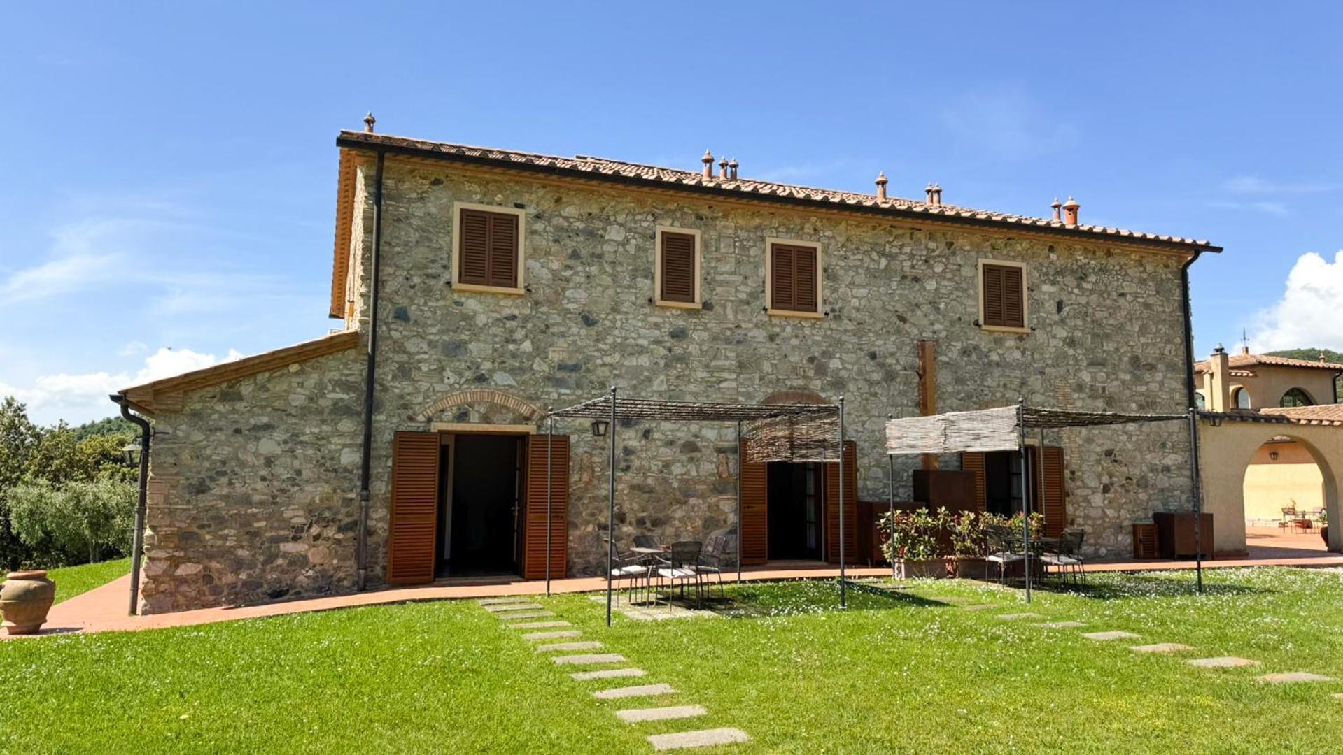 Resort Le Tegole Riparbella Esterno foto